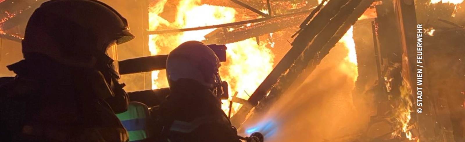Rudolfsheim-Fünfhaus: Mann bei Wohnungsbrand schwer verletzt