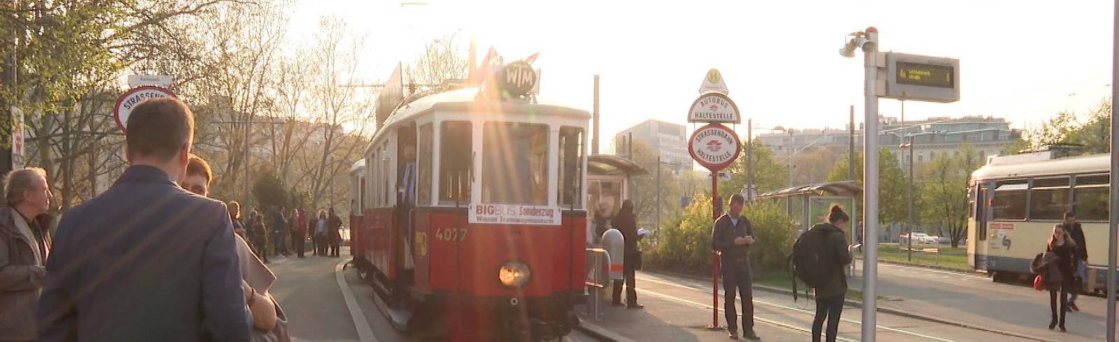 Mit der Oldtimer-Bim durch Wien