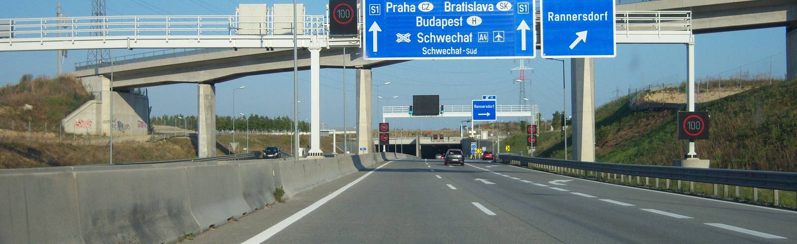 LKW-Brand auf S1: Schäden in Tunnel