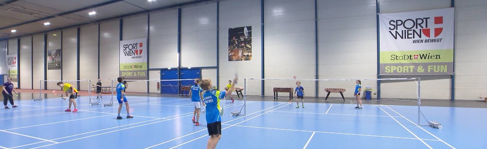 Sport und Fun Hallen: Badminton