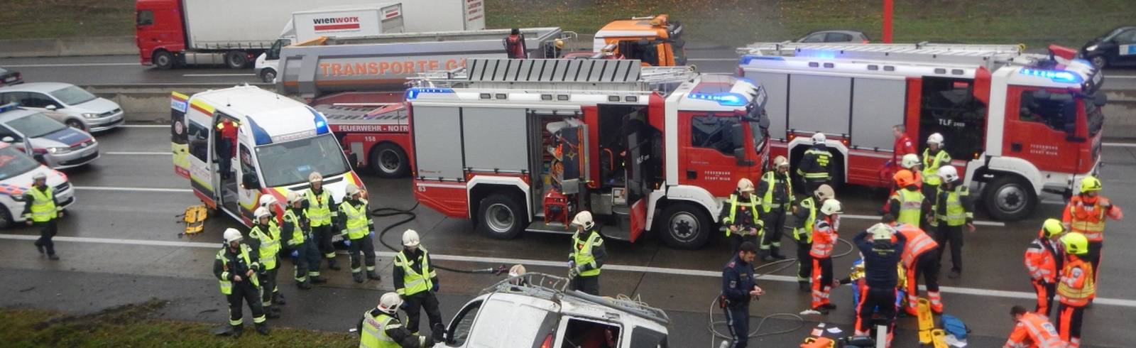 Bezirksflash: Unfall auf der A23