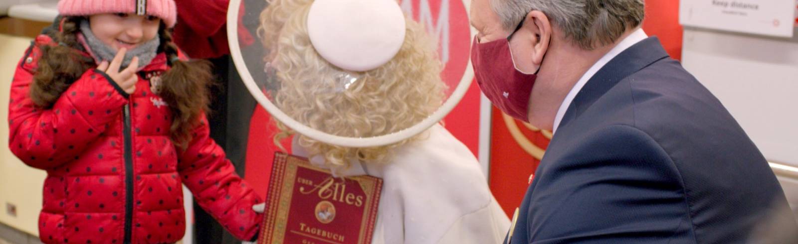 Christkind im Sozialmarkt Floridsdorf