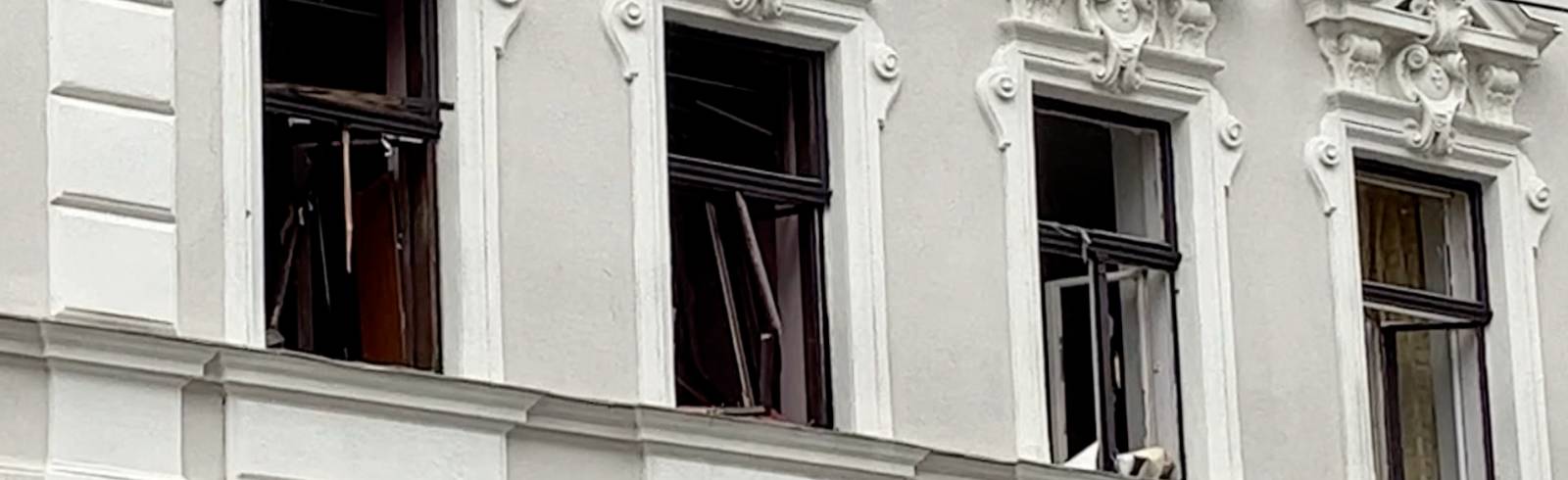 Bezirksflash: Explosion in Penzinger Wohnhaus