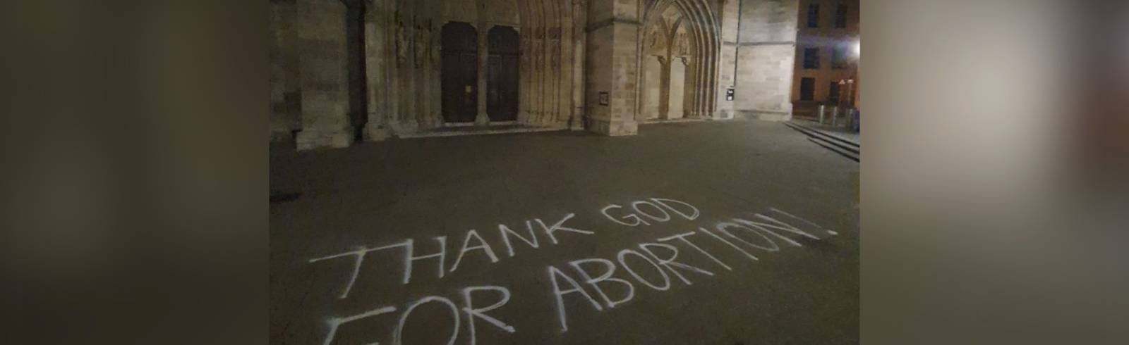 Bezirksflash: Sprayaktion in der Innenstadt