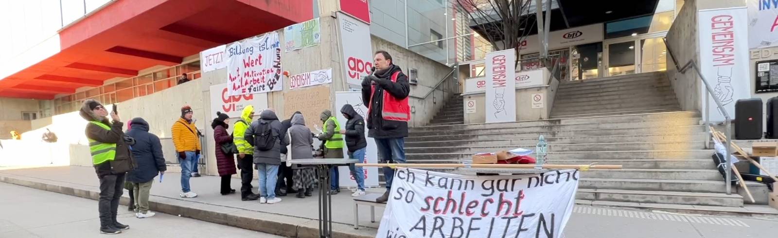 Protest: BFI demonstriert für mehr Geld