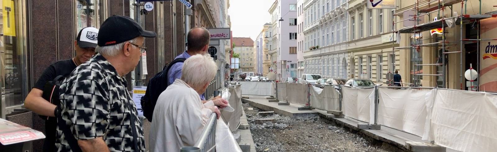 Bezirksflash: 13A-Haltestelle „Johann-Strauß-Gasse“ gesperrt