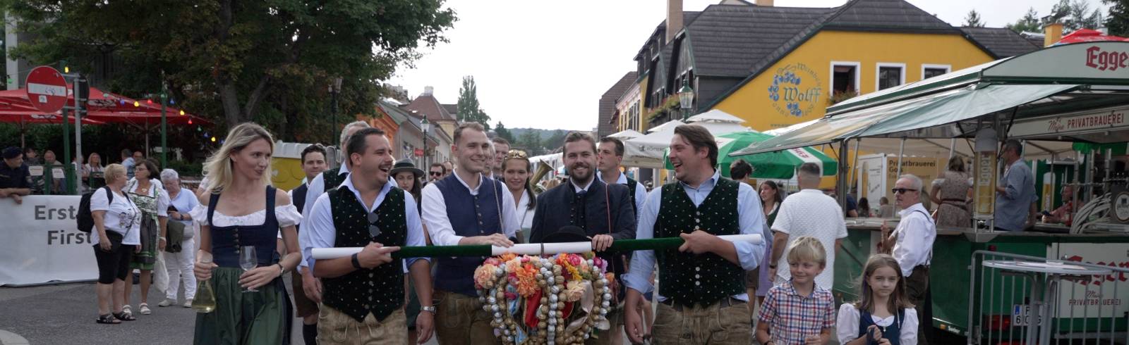 Tracht, Tradition und Polit-Prominenz am Neustifter Kirtag