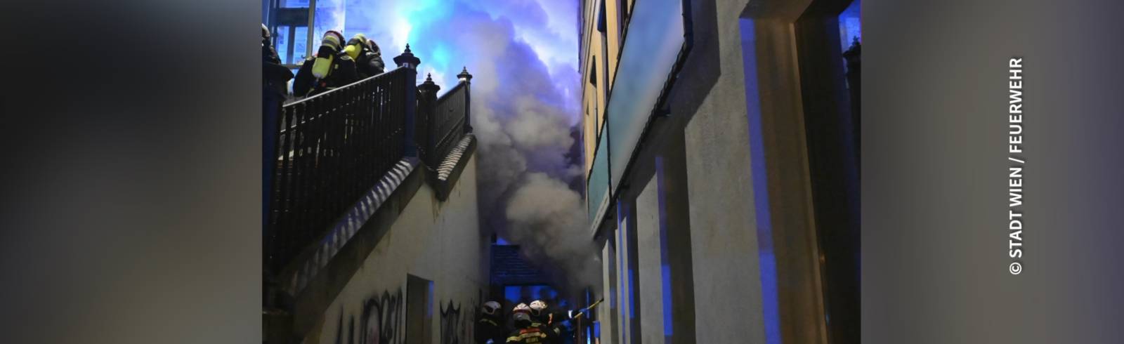 Bezirksflash: Brand in Altbau in Mariahilf