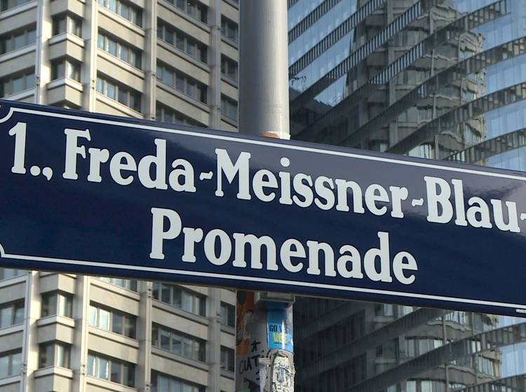 Neu: Freda-Meissner-Blau-Promenade am Donaukanal