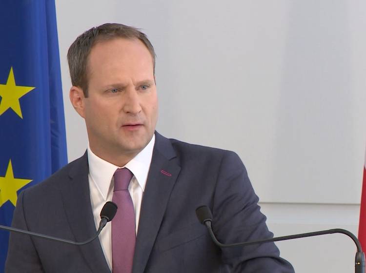 NEOS: Strolz tritt zurück