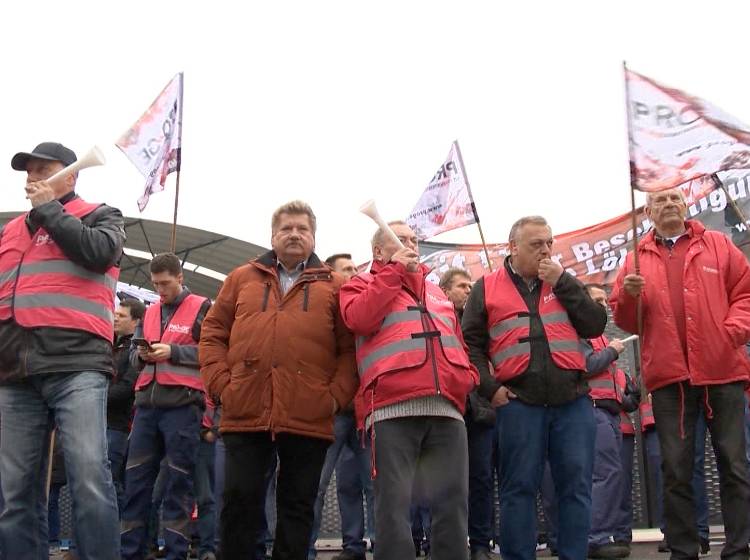 Einigung: 4,8 Prozent mehr Lohn für die Metaller