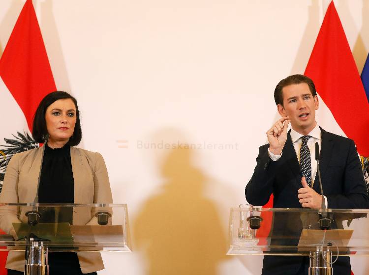 Corona: Regierung negativ getestet