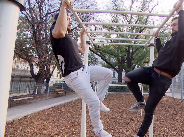 Street-Workout am Richard-Wagner-Platz