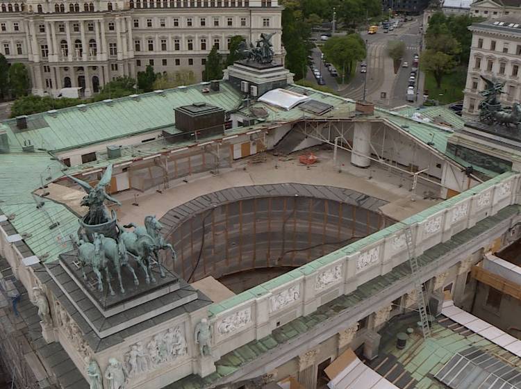 Parlamentsbaustelle fährt Betrieb wieder hoch