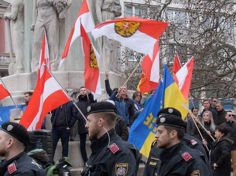 Auseinandersetzungen bei Identitären-Demo