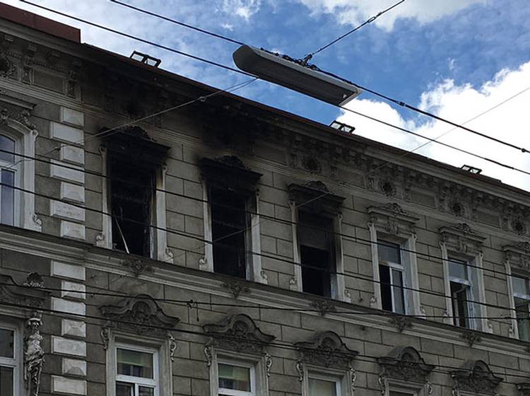 Brand in Wohnung auf Thaliastraße