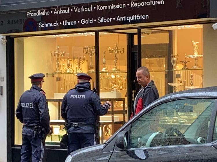 Duo überfällt Juwelier in Wiener Innenstadt