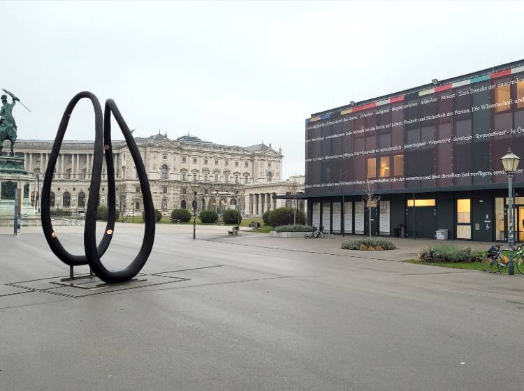 Corona Denkmal: Skulptur will Hoffnung geben