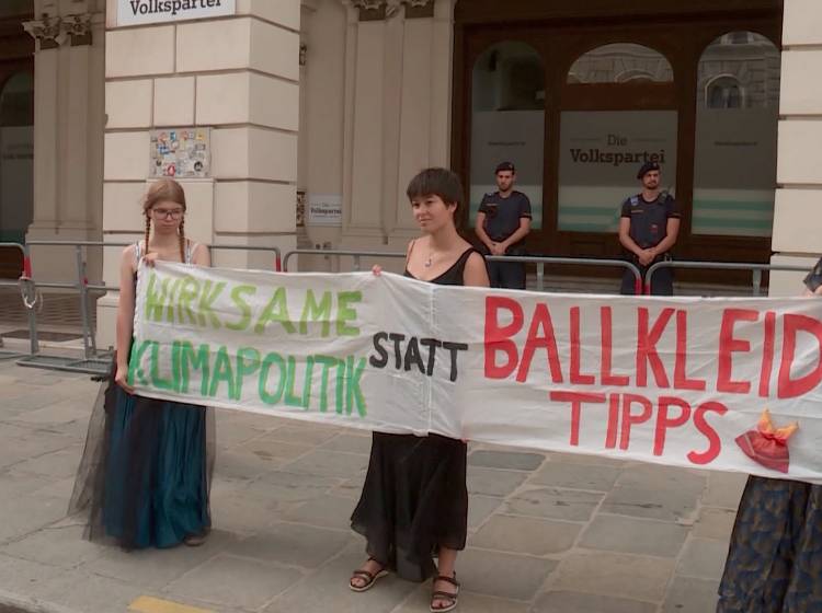 Klimaprotest vor ÖVP-Zentrale