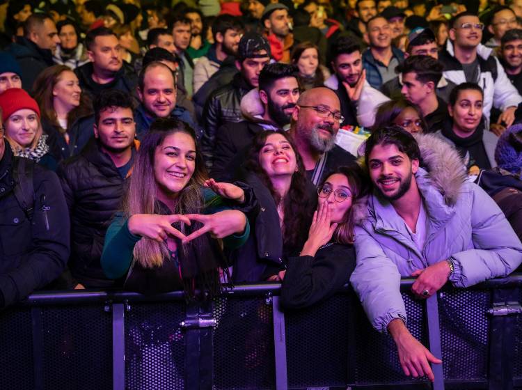 800.000 Menschen feierten am Silvesterpfad