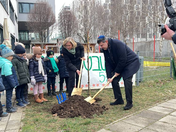 Jüdisches Neujahr der Bäume