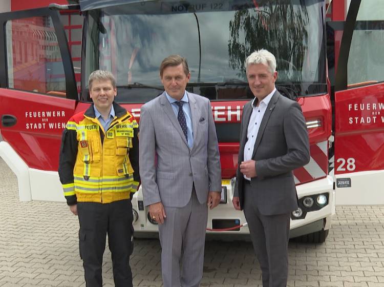 Tatütata, die E-Feuerwehr ist da