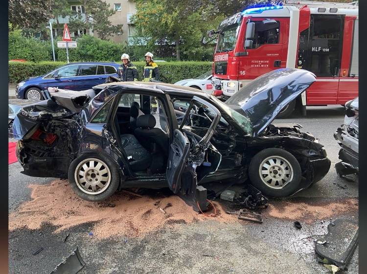 Döbling: Bursch tot, zwei Verletzte bei Verkehrsunfall