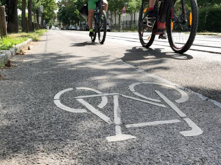 Hernals: Alszeilen-Radweg fix