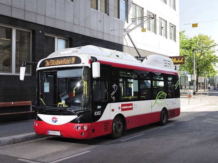 Bezirksflash: Neue E-Busse für Wien