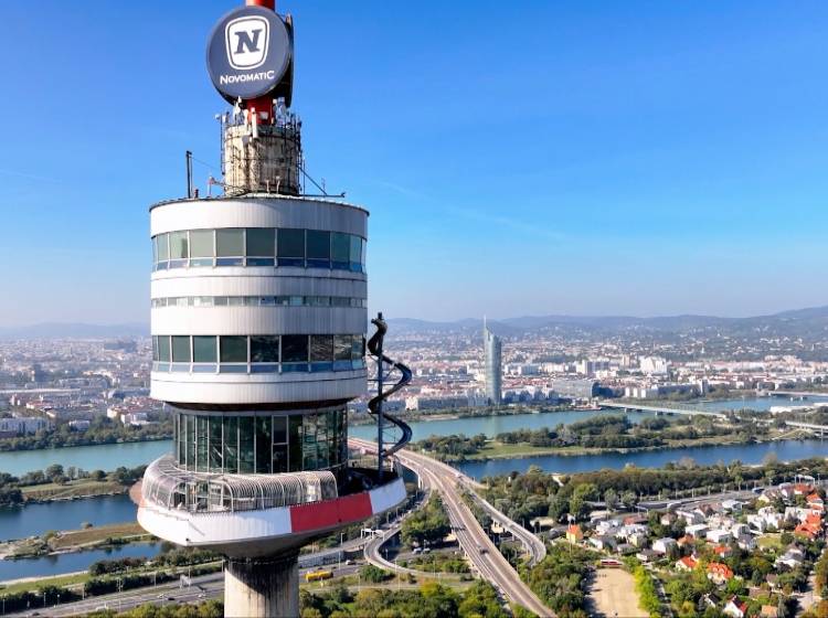 Kunst und Abenteuer: Die neue Donauturm-Rutsche