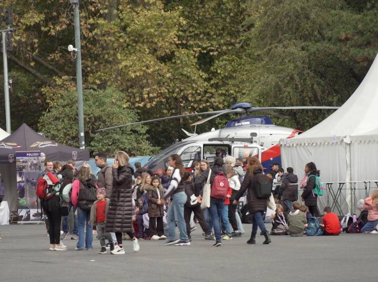 Nationalfeiertag: Viel los am Rathausplatz und Heldenplatz