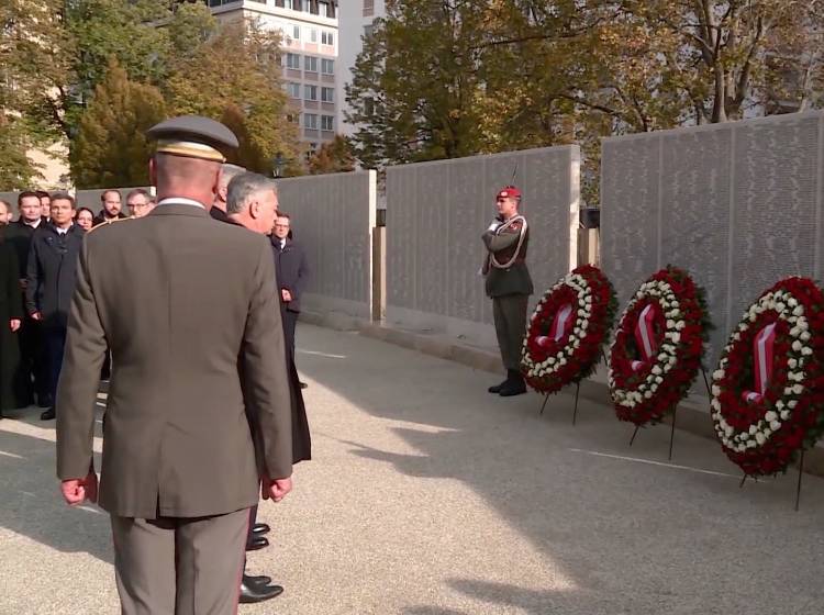 Novemberpogrome: Gedenken mit Kranzniederlegung