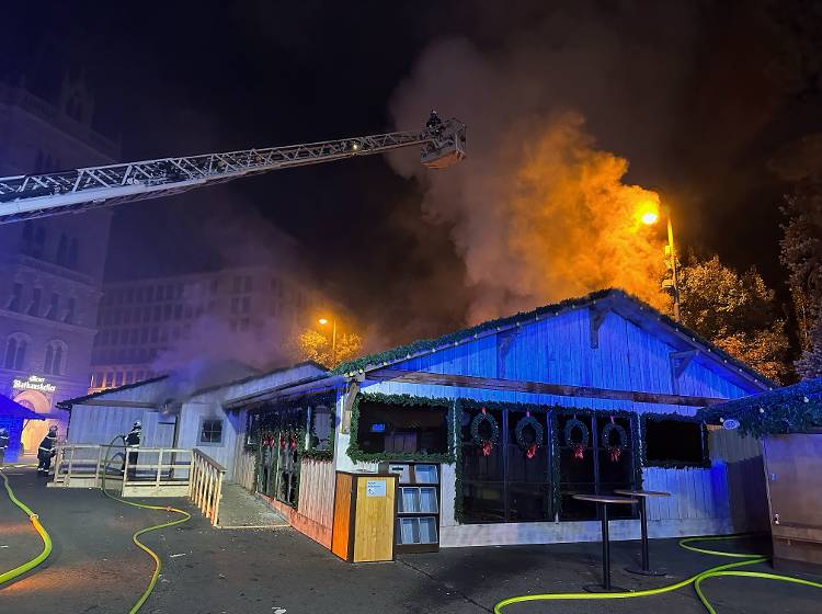 Bezirksflash: Brand am Wiener Christkindlmarkt