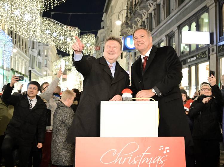 Weihnachtsbeleuchtung wird heute angeknipst