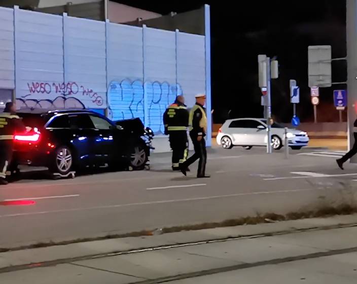 Bezirksflash: Unfall am Landstraßer Gürtel