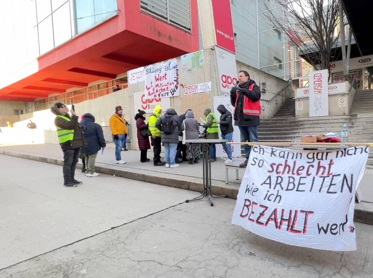 Protest: BFI demonstriert für mehr Geld