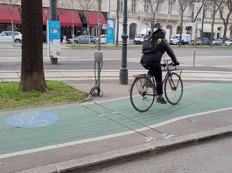 Bezirksflash: MA 46 zählt Radverkehr am Ring