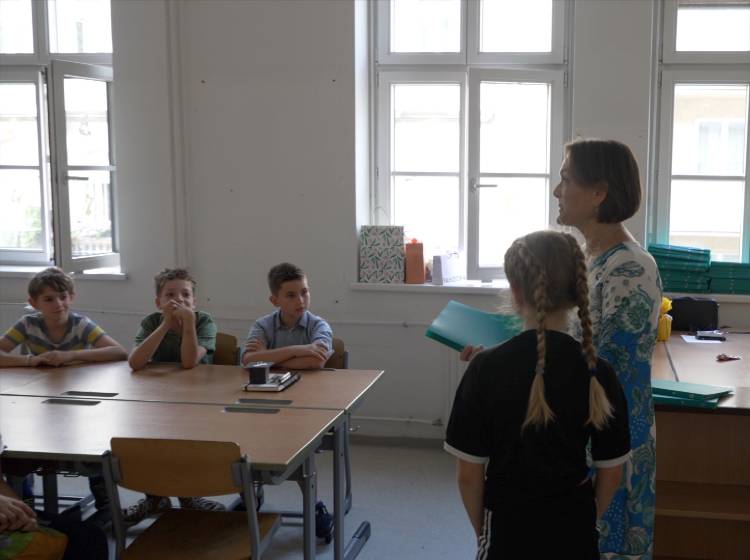 Phorusgasse: Schule will autofreien Vorplatz