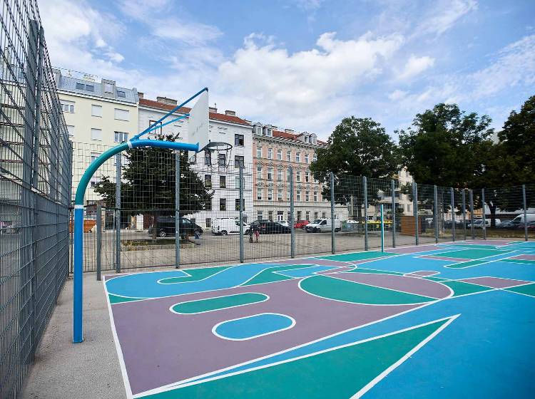 Unterwegs mit Joham: Coole Farbe für heiße Courts