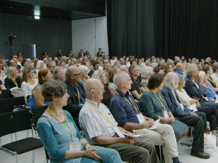 Kongress: “Wenn das Gestern durch das Heute zum Morgen wird”