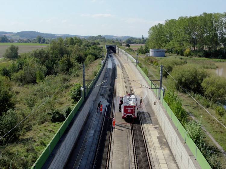 Unwetter: "Neue" Bahn-Weststrecke in NÖ monatelang nicht benützbar