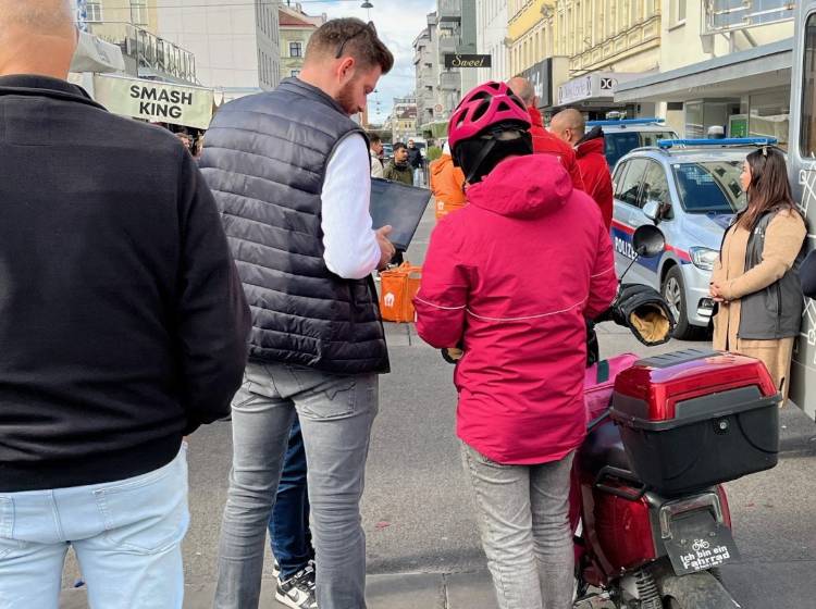 Bezirksflash: Schwerpunktaktion gegen E-Scooter