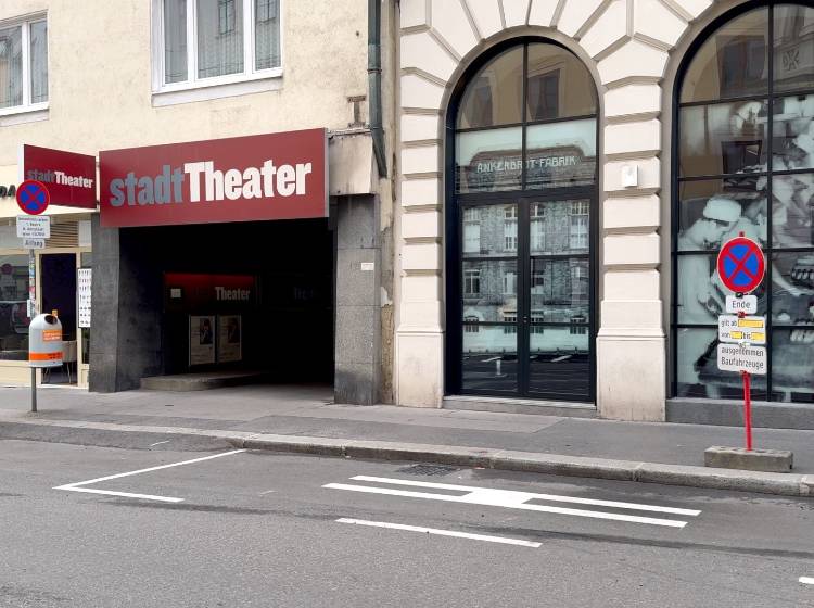 Bezirksflash: stadtTheater erwacht zum Leben