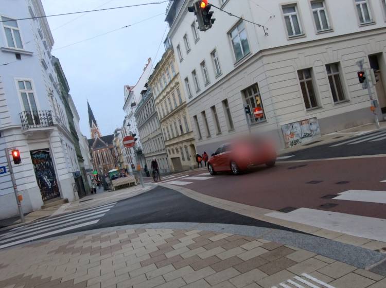 Argentinierstraße: Geisterfahrer unterwegs