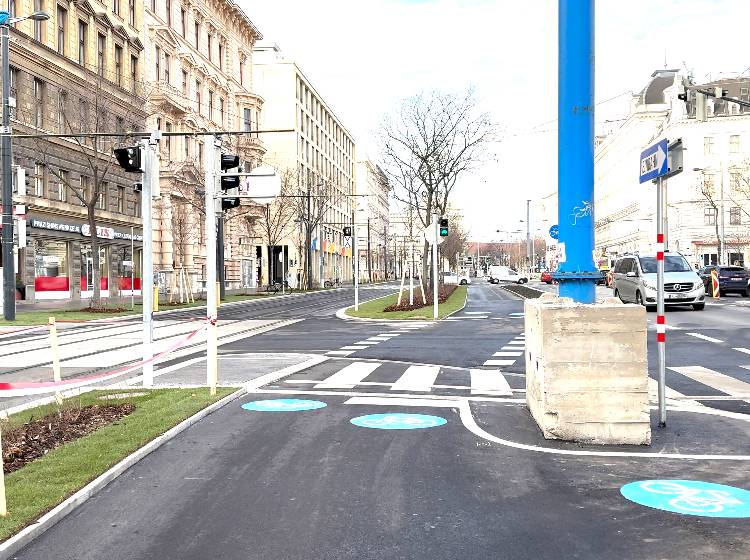 Universitätsstraße: Neuverteilung des öffentlichen Raums