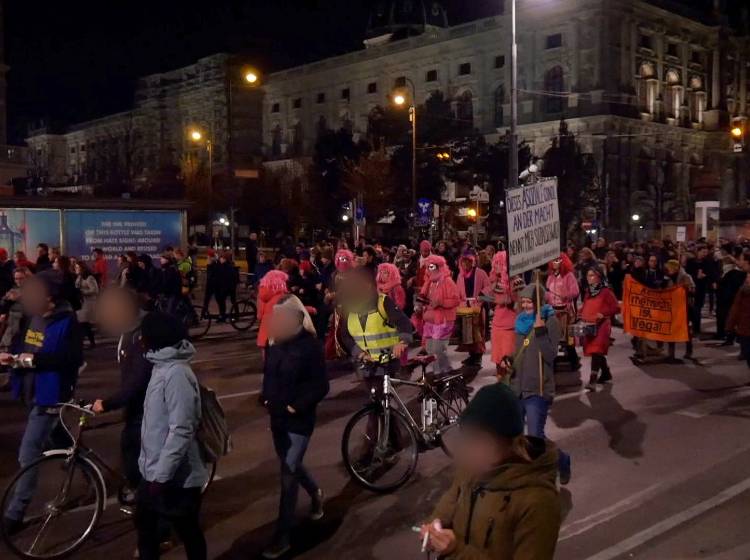 Protest: Donnerstagsdemo erneut reaktiviert